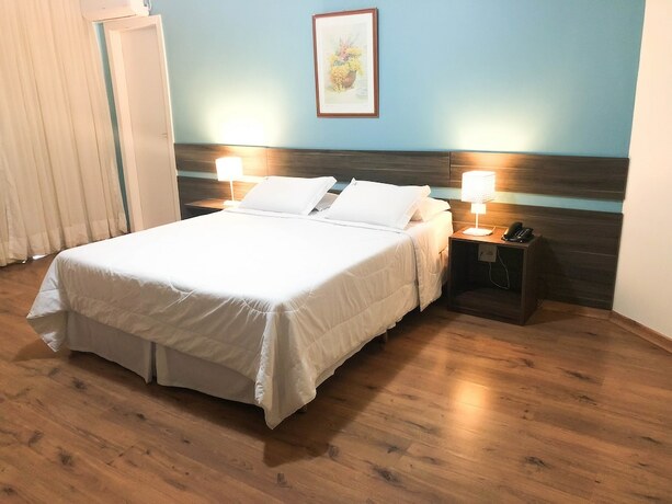 Imagen de la habitación del Hotel Athos, Teres&oacute;polis. Foto 11