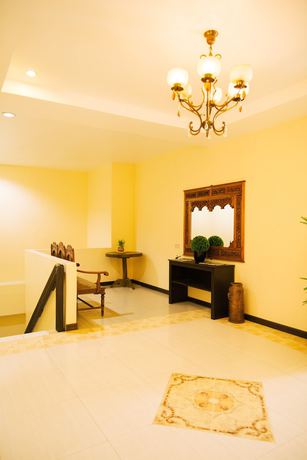 Imagen de los interiores del Hotel Ati-Atihan Festival. Foto 18