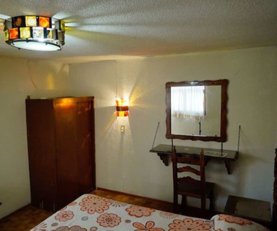 Imagen de la habitación del Hotel Atilanos. Foto 19
