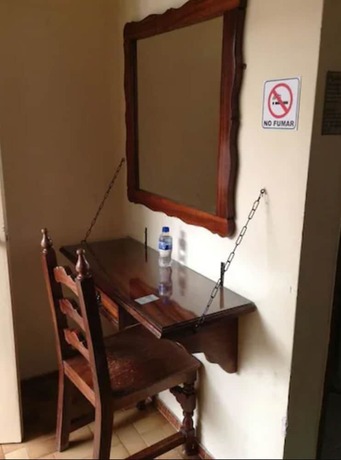 Imagen de la habitación del Hotel Atilanos. Foto 33