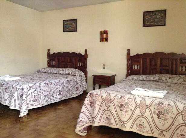 Imagen de la habitación del Hotel Atilanos. Foto 34