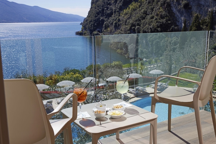 Imagen de la habitación del Hotel Atilius, Limone sul Garda. Foto 11