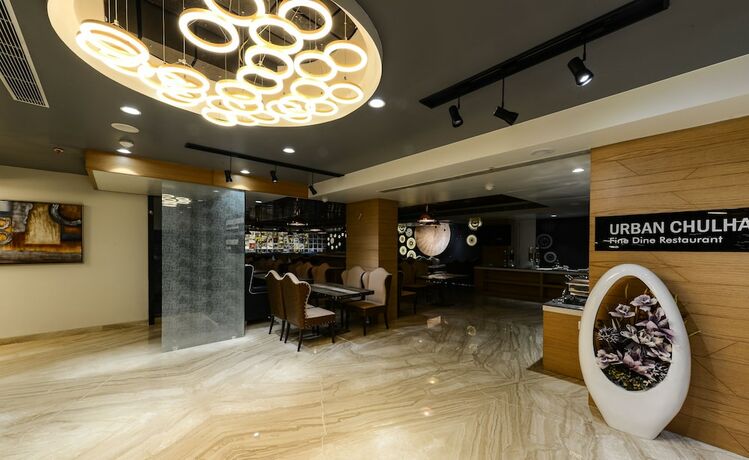 Imagen general del Hotel Atishay, Bhopal. Foto 11
