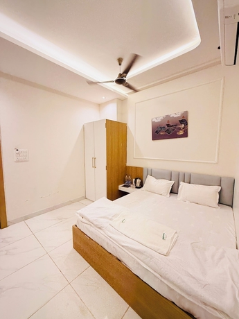 Imagen de la habitación del Hotel Atishay, Ujjain. Foto 8