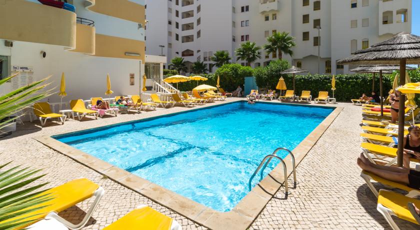 Imagen general del Hotel Atismar. Foto 6