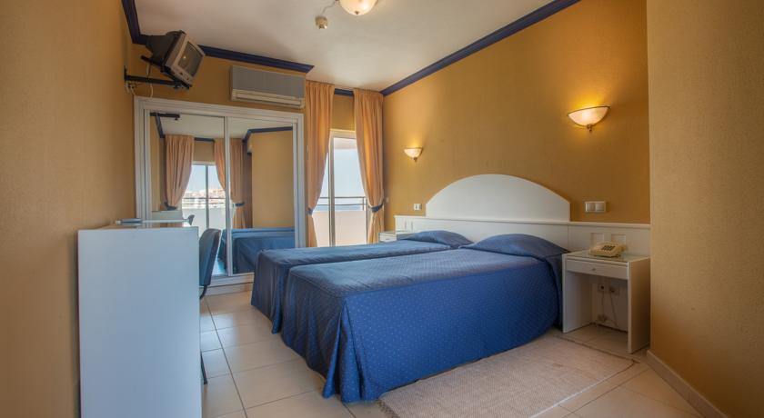 Imagen general del Hotel Atismar. Foto 8