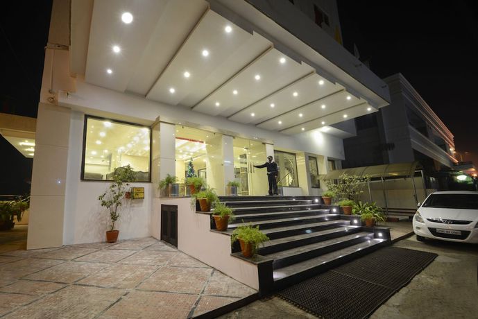Imagen general del Hotel Atithi, Agra. Foto 1
