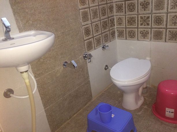 Imagen de la habitación del Hotel Atithi, Mahesana. Foto 5