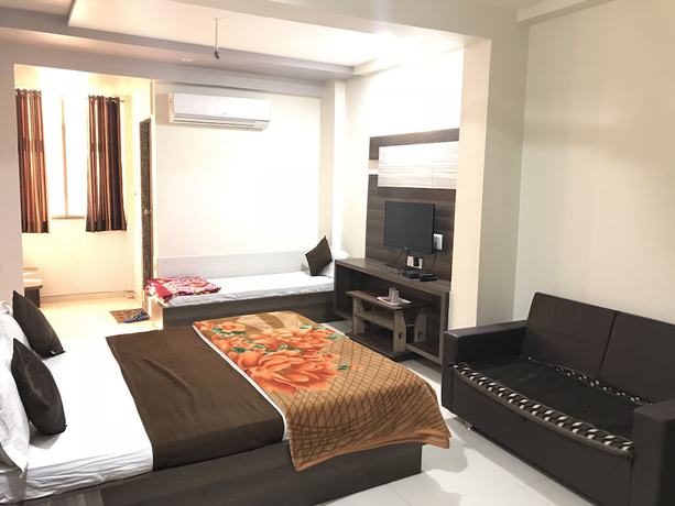 Imagen de la habitación del Hotel Atithi, Mahesana. Foto 7