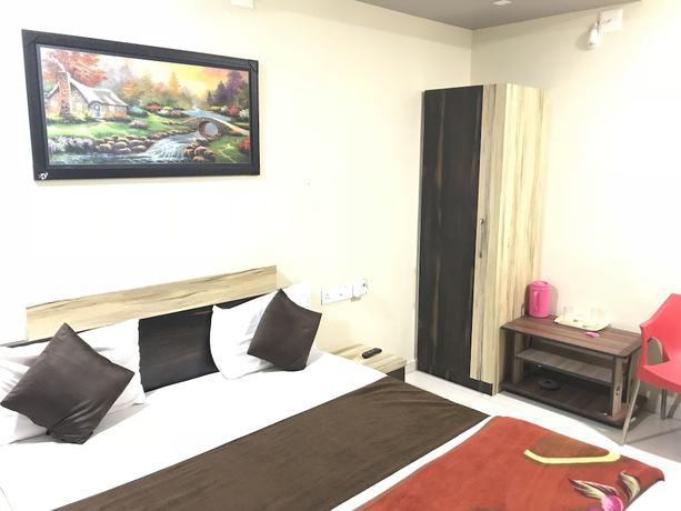 Imagen de la habitación del Hotel Atithi, Mahesana. Foto 12