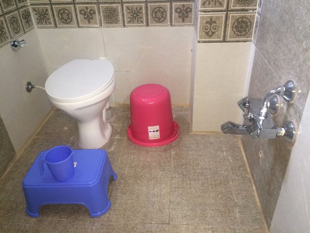 Imagen de la habitación del Hotel Atithi, Mahesana. Foto 13
