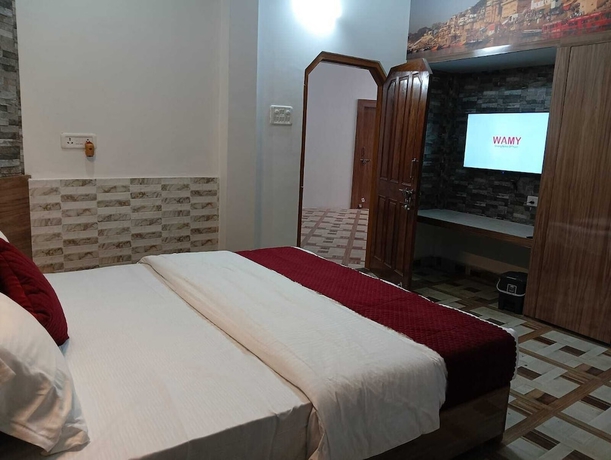 Imagen de la habitación del Hotel Atithi Palace Luxury Guest House. Foto 7