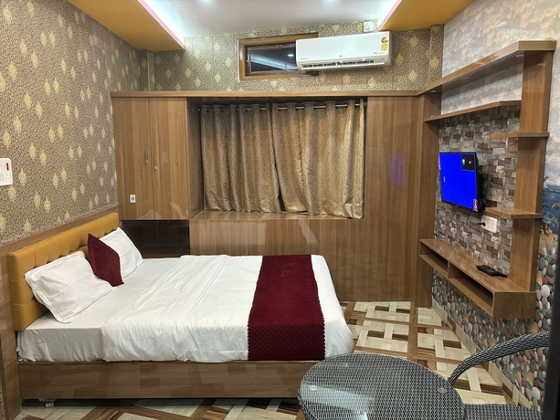 Imagen de la habitación del Hotel Atithi Palace Luxury Guest House. Foto 8