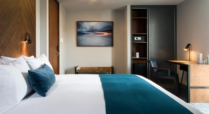 Imagen de la habitación del Hotel Atix. Foto 2