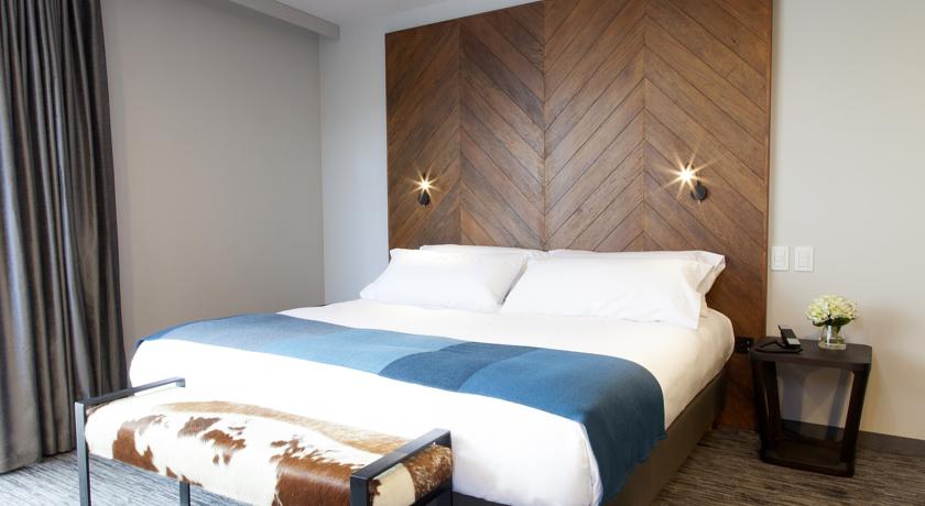 Imagen de la habitación del Hotel Atix. Foto 4