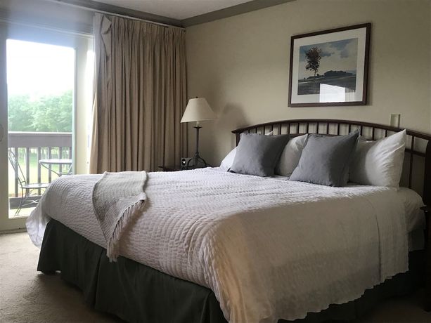 Imagen de la habitación del Hotel Atkinson Resort and Country Club. Foto 4