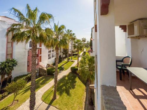 Imagen general del Hotel Atl&aacute;ntico Sol apartamentos frente al mar. Foto 14