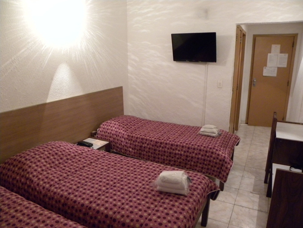 Imagen de la habitación del Hotel Atlântico Avenida. Foto 6