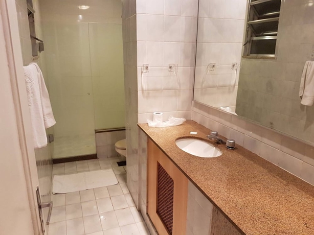 Imagen de la habitación del Hotel Atlântico Lapa. Foto 3