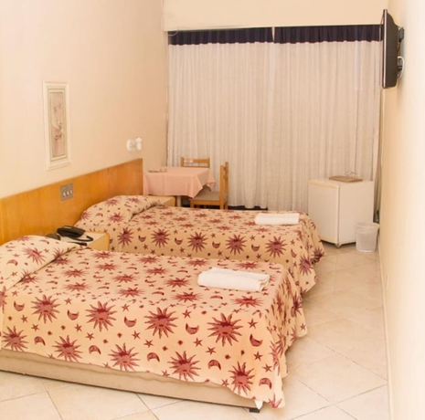 Imagen de la habitación del Hotel Atlântico Lapa. Foto 5