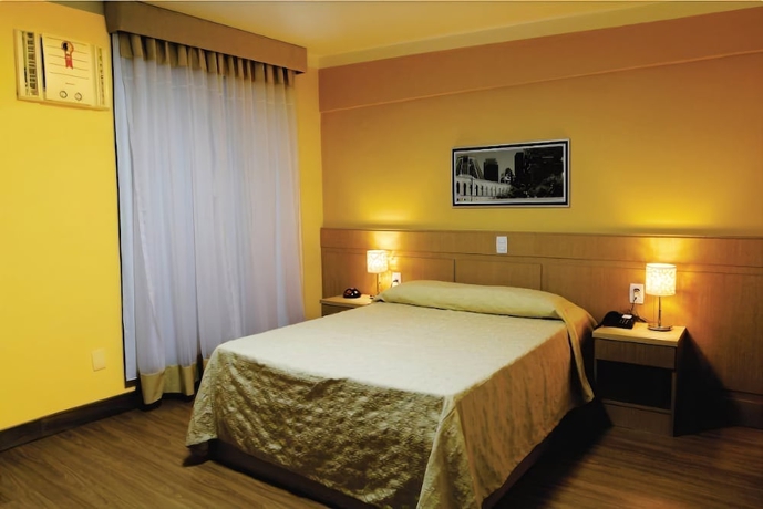 Imagen de la habitación del Hotel Atlântico Lapa. Foto 13