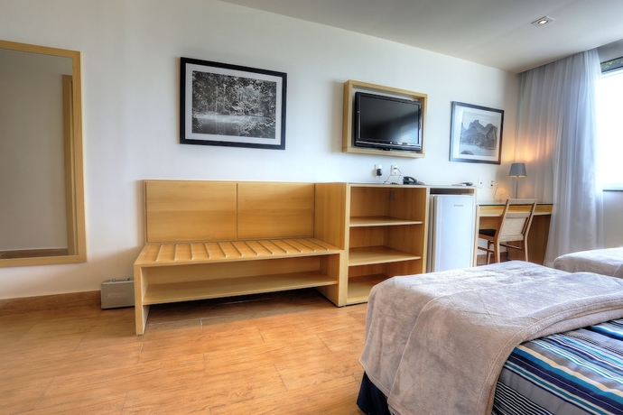 Imagen de la habitación del Hotel Atl&acirc;ntico Sul. Foto 10