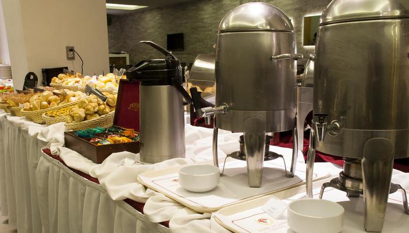 Imagen general del Hotel Atlântico Travel. Foto 11