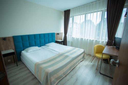 Imagen de la habitación del Hotel Atlant. Foto 18