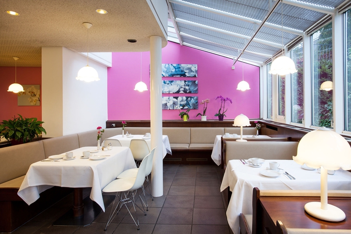 Imagen del bar/restaurante del Hotel Atlanta, Hannover. Foto 2