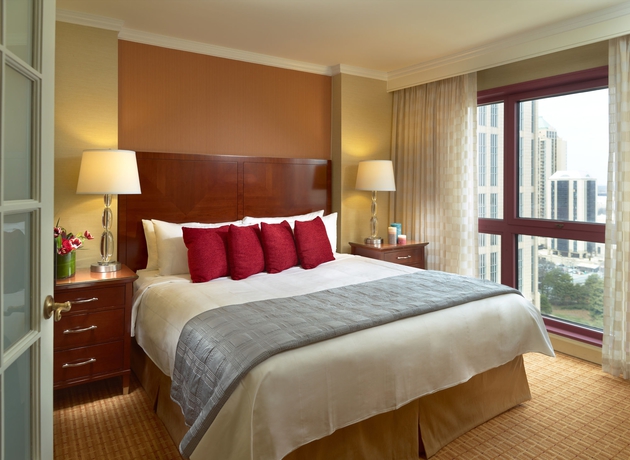Imagen de la habitación del Hotel Atlanta Marriott Suites Midtown. Foto 8