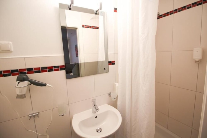 Imagen de la habitación del Hotel Atlanta, Munich. Foto 16