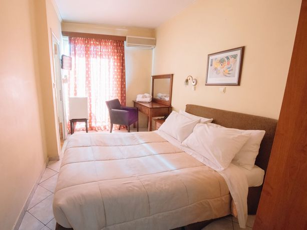 Imagen de la habitación del Hotel Atlanta, Patras. Foto 3