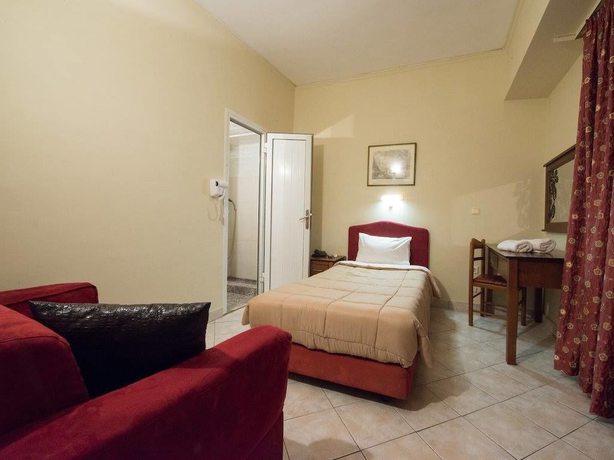 Imagen de la habitación del Hotel Atlanta, Patras. Foto 14
