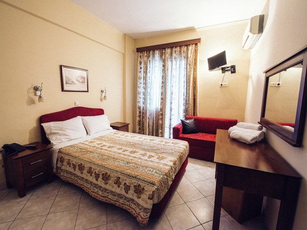 Imagen de la habitación del Hotel Atlanta, Patras. Foto 15