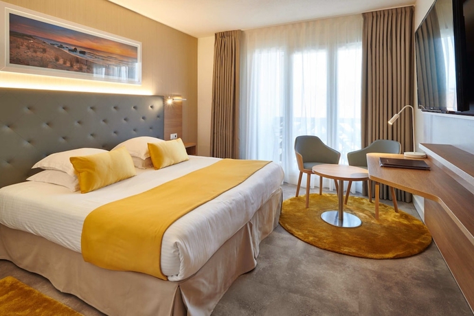 Imagen de la habitación del Hotel Atlanthal. Foto 6