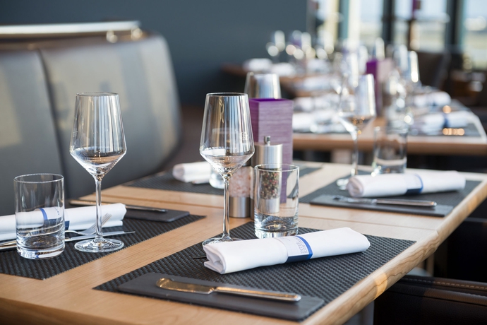 Imagen del bar/restaurante del Hotel Atlantic Airport. Foto 6