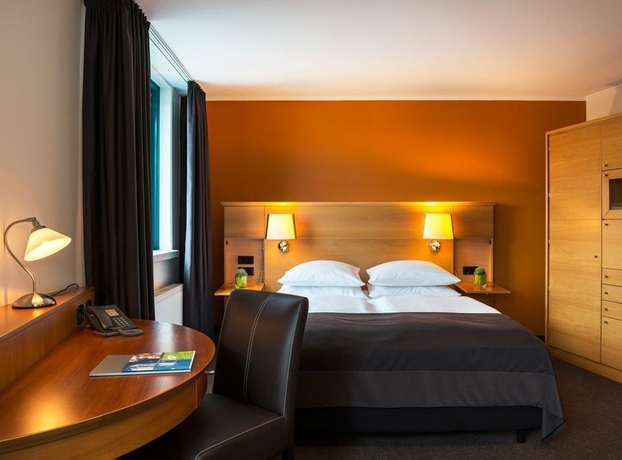 Imagen de la habitación del Hotel Atlantic Airport. Foto 9