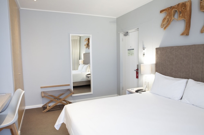 Imagen de la habitación del Hotel Atlantic Beach. Foto 15