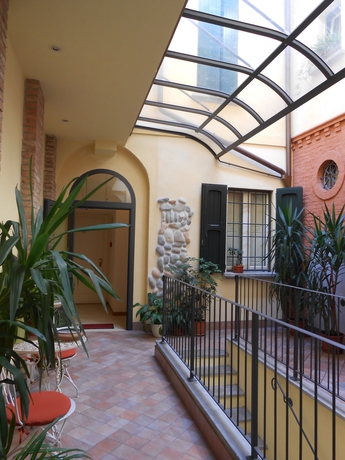 Imagen general del Hotel Atlantic, Bolonia. Foto 2