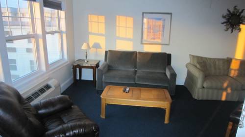 Imagen de la habitación del Hotel Atlantic Breeze Suites. Foto 2