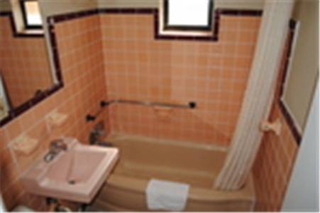 Imagen de la habitación del Hotel Atlantic Economy Inn. Foto 15