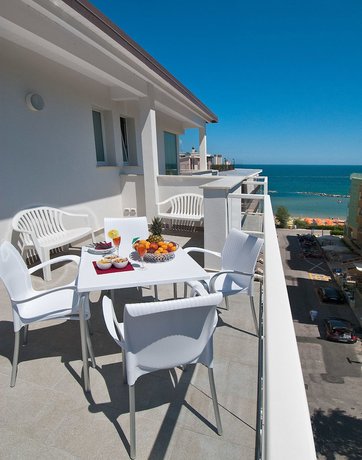 Imagen de la habitación del Hotel Atlantic, Gabicce Mare. Foto 6