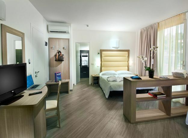 Imagen de la habitación del Hotel Atlantic, Gabicce Mare. Foto 9