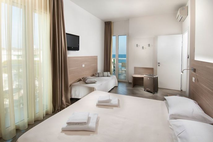 Imagen de la habitación del Hotel Atlantic, Gabicce Mare. Foto 12