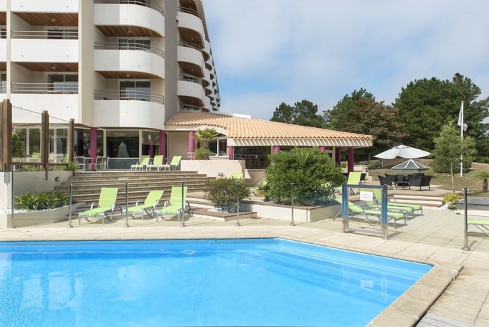 Imagen de la piscina del Hotel Atlantic Golf R&eacute;sidence. Foto 18