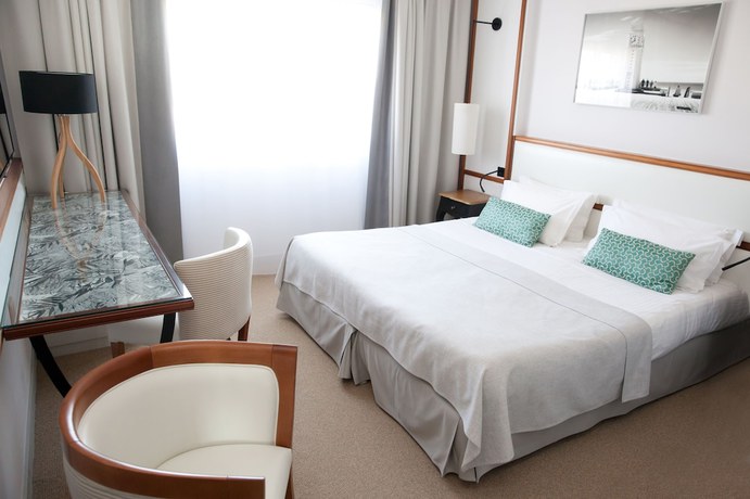 Imagen de la habitación del Hotel Atlantic Hotel and Spa. Foto 11