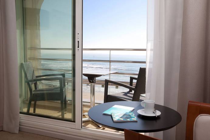 Imagen de la habitación del Hotel Atlantic Hotel and Spa. Foto 13