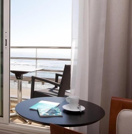 Imagen de la habitación del Hotel Atlantic Hotel and Spa. Foto 17