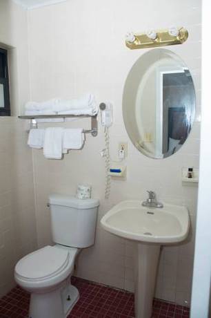 Imagen de la habitación del Hotel Atlantic Inn And Suites - Wall Township. Foto 2