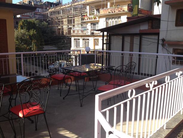 Imagen de los exteriores del Hotel Atlantic, Katmandu. Foto 12
